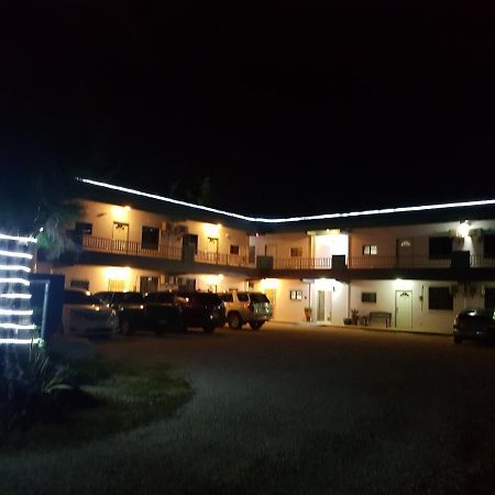 Lee'S Comfort House Chalan Kanoa Dış mekan fotoğraf